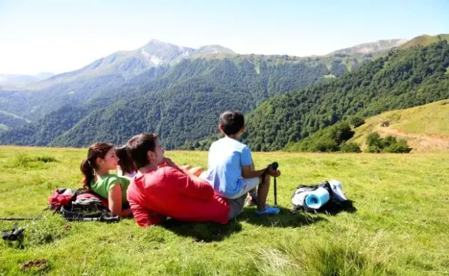 Cum poţi avea 10 zile libere de Paşte