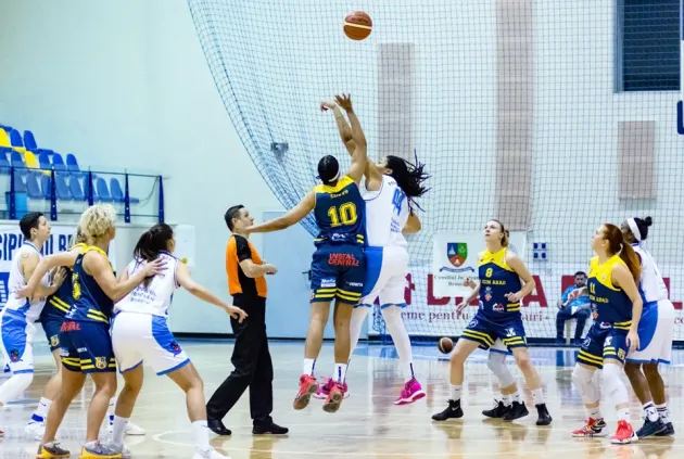 Olimpia CSU a pierdut clar primul meci din semifinalele LNFB