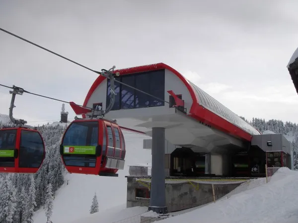 Comprest şi Ana Teleferic rămân cu contractele pentru domeniul schiabil