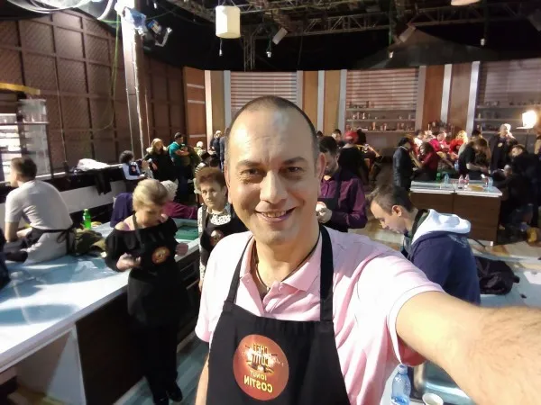 Un braşovean a lăsat cu gura căscată juriul de la „Chefi la cuţite”, cu sarmalele raw-vegane