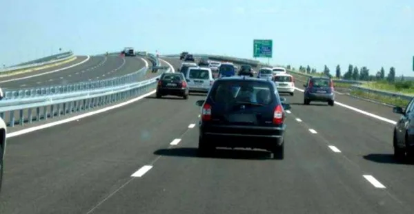 Lipsa autostrăzii Braşov - Bucureşti produce pierderi de 150 de milioane de euro pe an