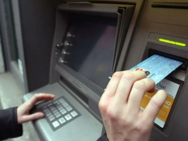 1 din 4 braşoveni primeşte salariul minim pe economie. Totuşi, la Braşov este cea mai mica pondere a salariilor minime