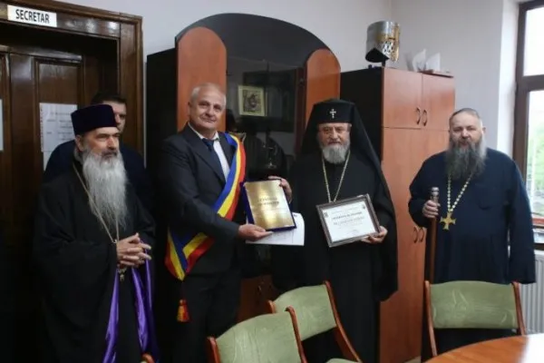 IPS Laurenţiu Streza a primit titlul de cetăţean de onoare al comunei Cristian