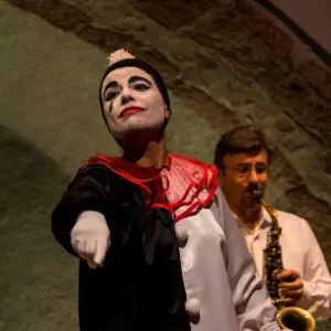 Muzică simfonică şi... clovn, pe scena Filarmonicii Braşov