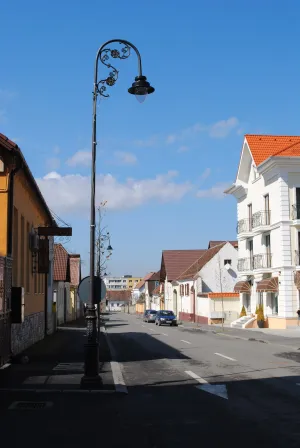 Investiţii de peste 3 milioane de lei, pentru modernizarea iluminatului public din Râşnov