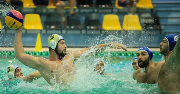 Corona Sportul Studenţesc a pierdut la lovituri 
de departajare al treilea meci al semifinalei cu CSM Digi Oradea