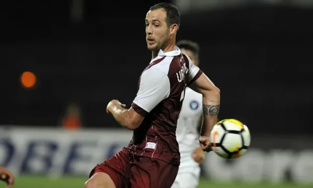 Urko Vera bagă tălpi la Abang, titular pe postul său