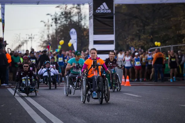Traseu pentru persoanele în scaun rulant, la Bikeathon