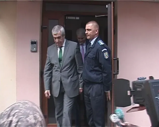 Procurorii cer 3 ani de închisoare pentru Tăriceanu pentru că ar fi minţit la audierile de la DNA Braşov