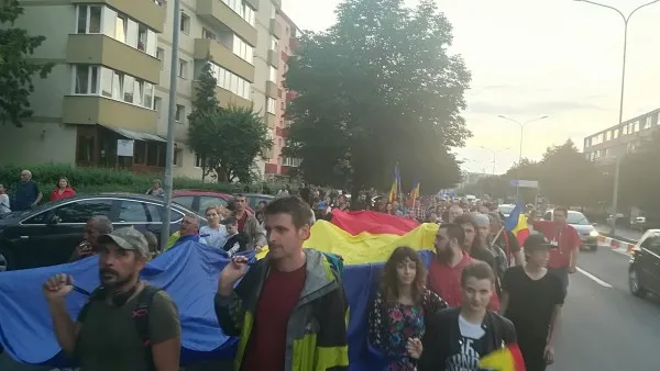 „Stop joc, penalilor!”. Protest la Braşov, cu 5.000 de oameni în stradă