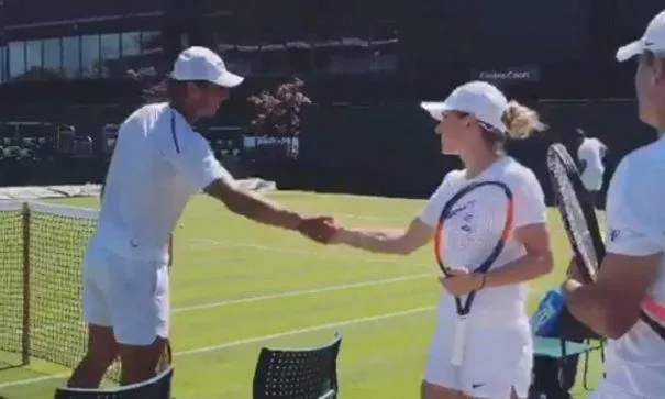 Liderii mondiali s-au întâlnit pe teren, la Wimbledon