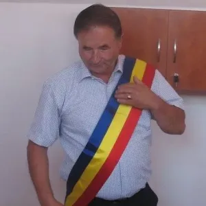 Primarul din Sâmbăta de Sus a fost trimis în judecată