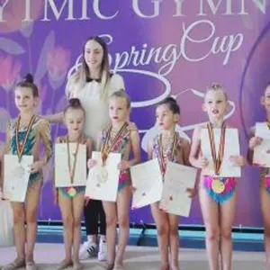 Micuţele gimnaste de la Transilvania participă la Campionatul Naţional
