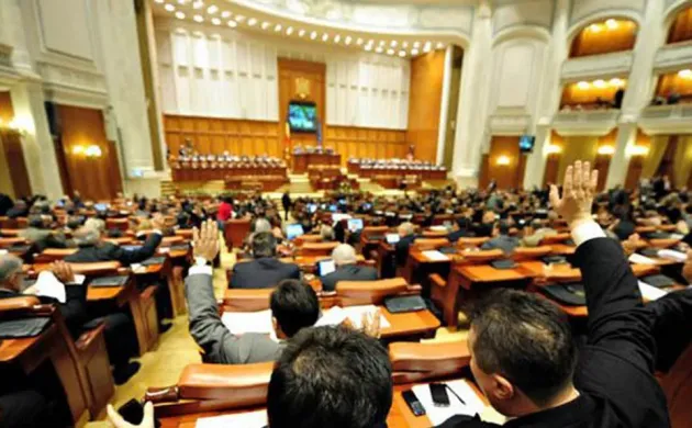 Codul administrativ, finalizat: S-a inventat şi „pensia de primar”