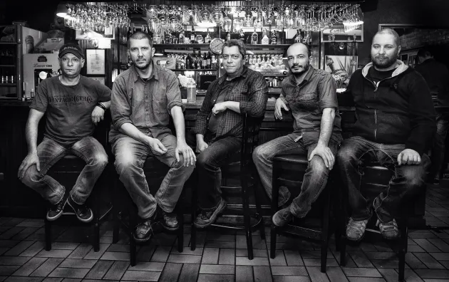 Weekend cu Mark Nelson, Robin and the Backstabbers şi Nightlosers în Cetate