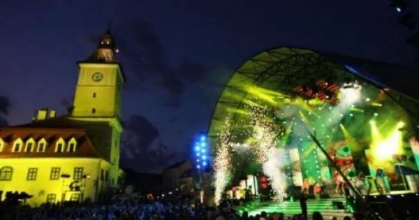 Cazarea vedetelor şi invitaţilor de la „Cerbul de Aur”, estimată la 1,17 milioane lei