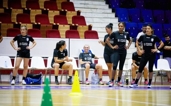 „Tigroaicele” de la CSM Bucureşti s-au reunit cu gândul la Liga Campionilor