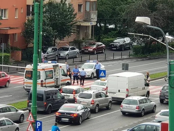 Acroşat pe „zebră”, pe 13 Decembrie