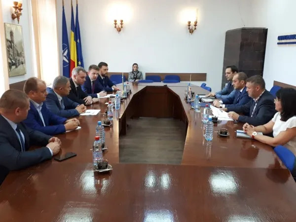 Ucrainienii din Harcov, interesaţi de industria aeronautică din Braşov 