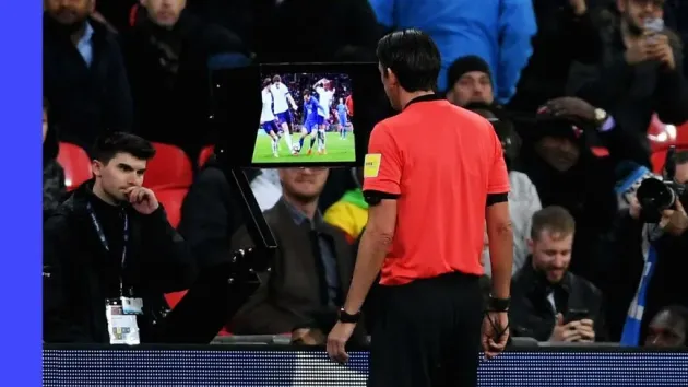 Trei brigăzi româneşti la partidele din Liga Campionilor şi Europa League