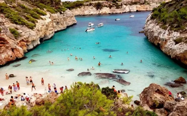 Braşovenii preferă vacanţele în Mallorca