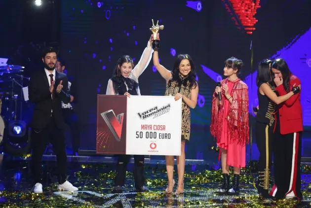 Braşoveanca Maya Ciosa a câştigat marele premiu de 50.000 de euro de la Vocea României Junior