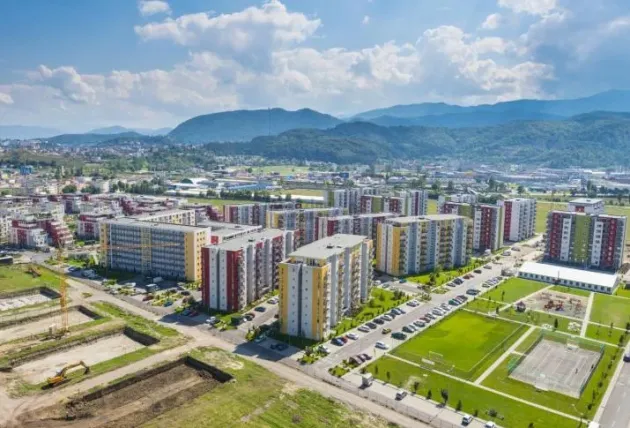 Braşovul, pe locul trei în topul tranzacţiilor imobiliare 