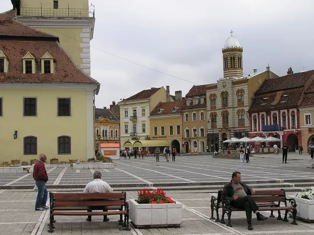 Viitorul oraşului va fi dezbătut în Piaţa Sfatului 