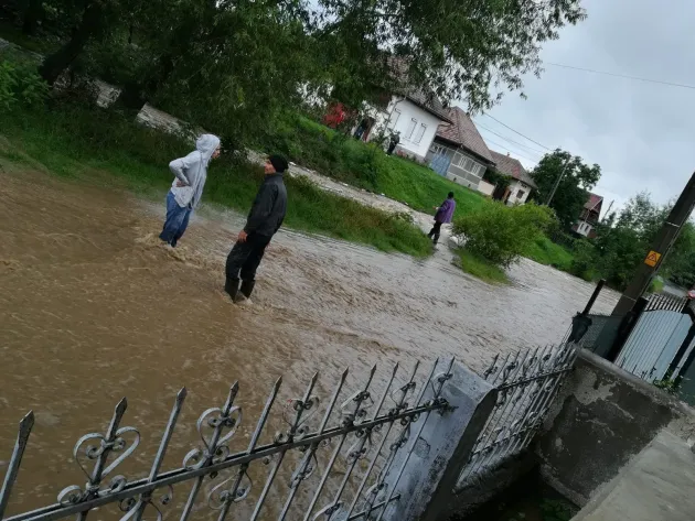 Probleme mari din cauza ploilor, în Ţara Făgăraşului