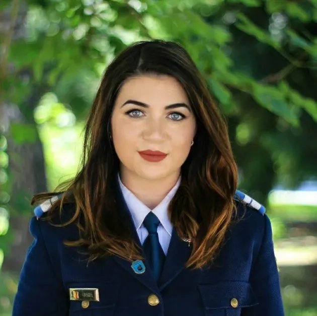 De 8 ani, doar fete şefe de promoţie la Aviaţia militară