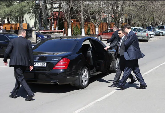 Cel mai bine plătit şef de Servicii. Nu e de la SRI, nici SIE