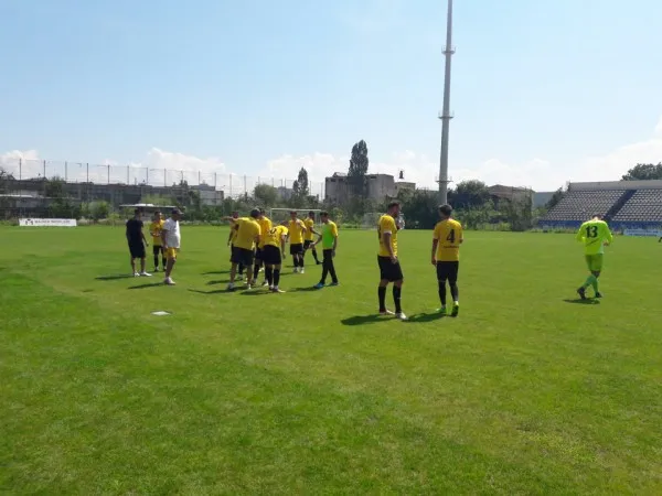 S-au distrat cu 
puştii Voluntariului