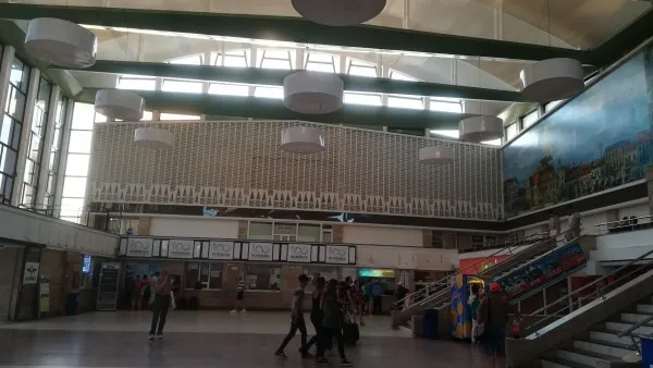 Iluminat nou în Gara CFR Braşov