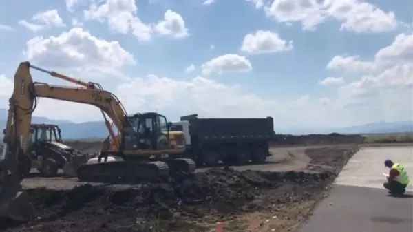 Şantierul aeroportului, la prima inspecţie după reluarea lucrărilor