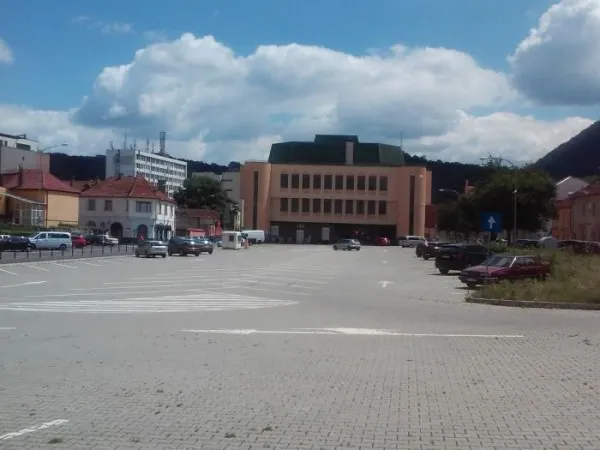 Documentaţia pentru complexul studenţesc de la Aula Universităţii Transilvania a trecut de Consiliul Local Braşov 
