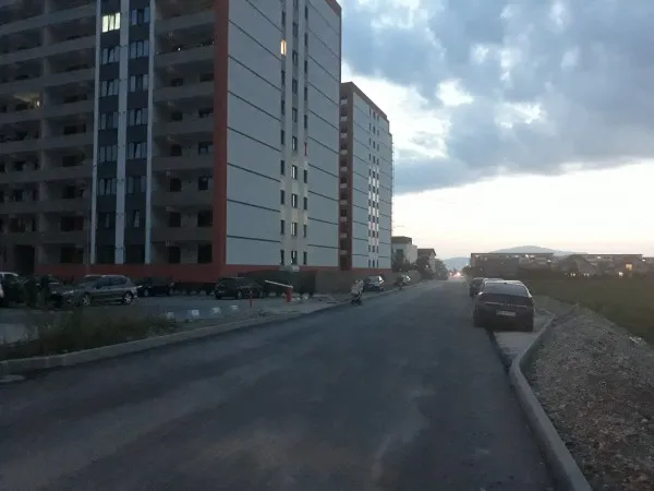 Doar un „foc de paie” pe strada Nicolae Labiş din Tractorul