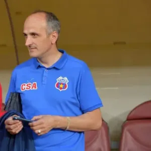 Scandal la Steaua Armatei, Talpan se ia de Lăcătuş