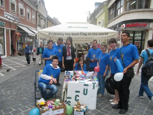 Două asociaţii care oferă servicii sociale vor primi bani de la Consiliul Judeţean Braşov