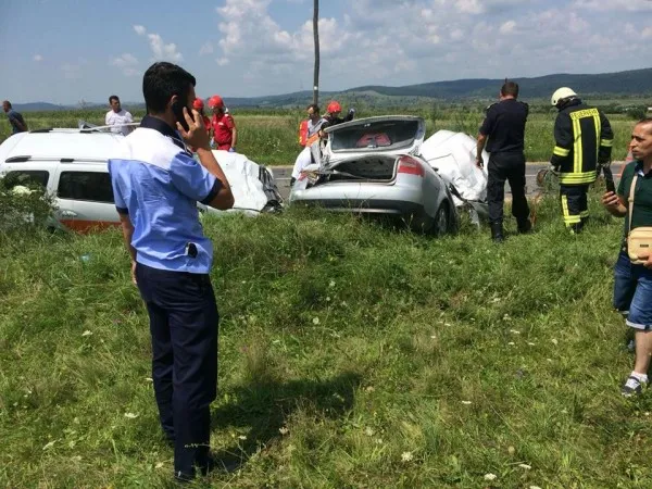 Grav accident pe DN 1S, lângă Părău: O persoană a decedat