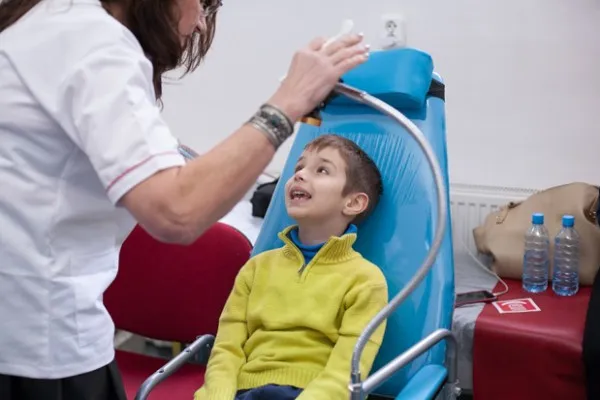 Toţi elevii din judeţ vor fi consultaţi la şcoală de către medicii Spitalului Clinic de Copii Braşov
