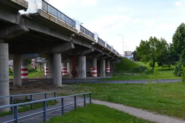 Două firme din Braşov au preluat lucrările pentru „pasajul cu ghinion”, pasajul vechi de la Fartec