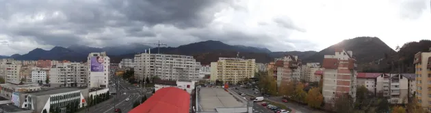 La Braşov, 7 salarii dintr-o sută sunt de peste 1.000 de euro, în timp ce 36 sunt la nivelul minim pe economie