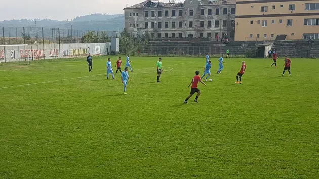Prejmerenii, prinşi din urmă de trei echipe