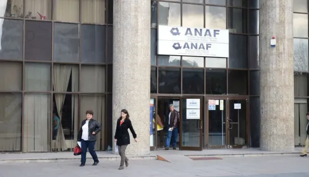 ANAF: Toţi românii care sunt datori la stat vor primi plicuri acasă