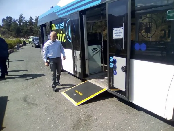 Braşovul pregăteşte actele pentru 106 mijloace de transport „verzi” 