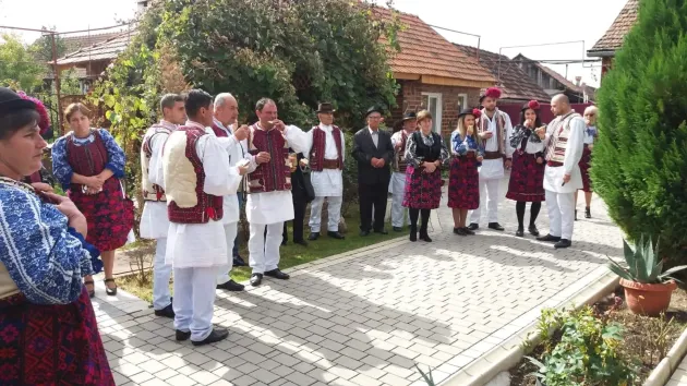 100 de ani de la naşterea lui Ion Codru-Drăguşanu, la Nunta Tradiţională de la Drăguş