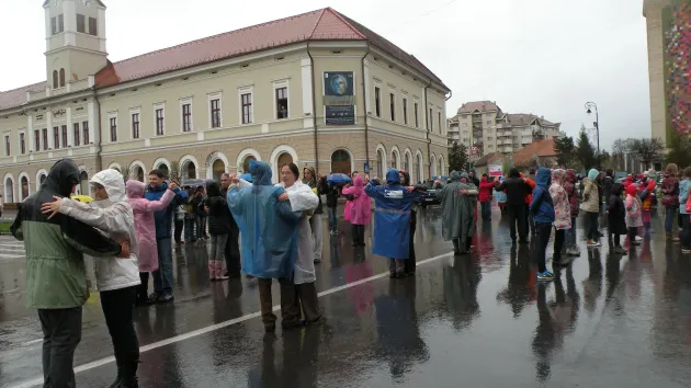 Piaţa Centrală din Sfântu Gheorghe, un uriaş ring de dans