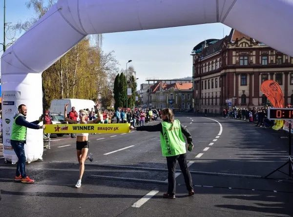Crosul 15 Noiembrie încheie cu succes sezonul atletic 2018 în România!