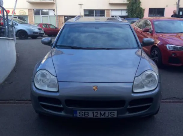 Porsche Cayenne, la 28.583 de lei