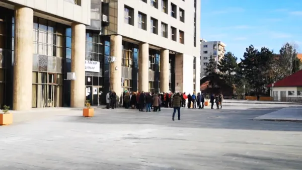 Şi angajaţii ANAF din Braşov au protestat. Se tem pentru locul de muncă